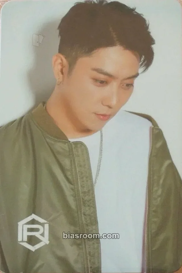 SECHSKIES - Jiwon - 2016 Re-Album Album album photocard in type version double-sided