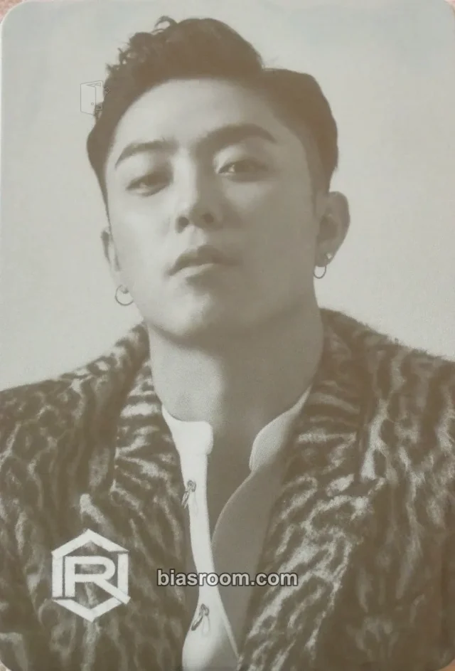 SECHSKIES - Jiwon - 2016 Re-Album Album album photocard out type version