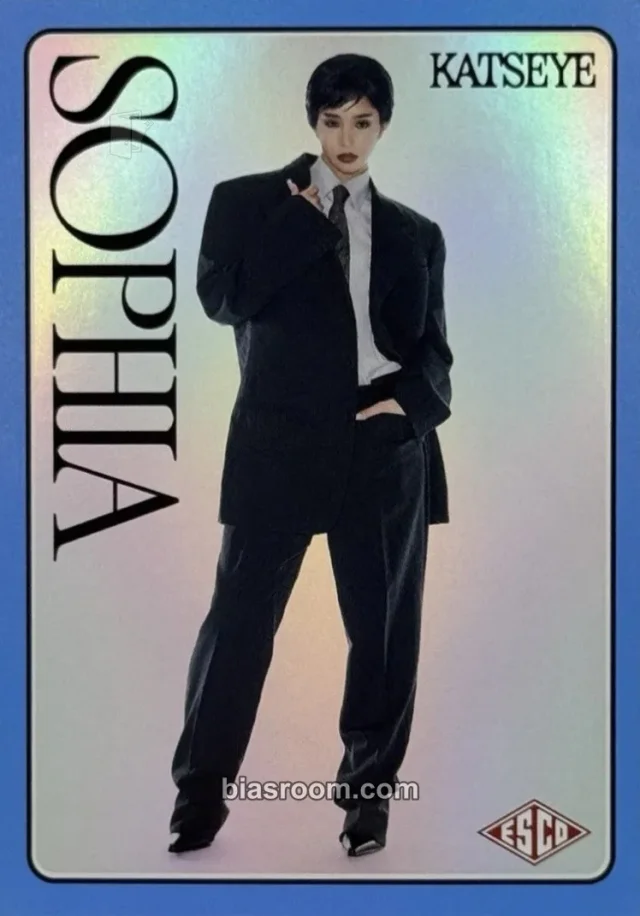 KATSEYE - Sophia - ESCO “WILD” Trading Cards Other trading card foil card