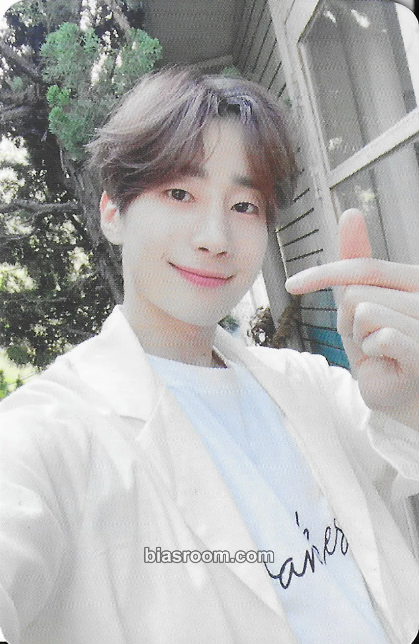 Seungwoo Fade Photocard - VICTON - VICTON K-pop photocard