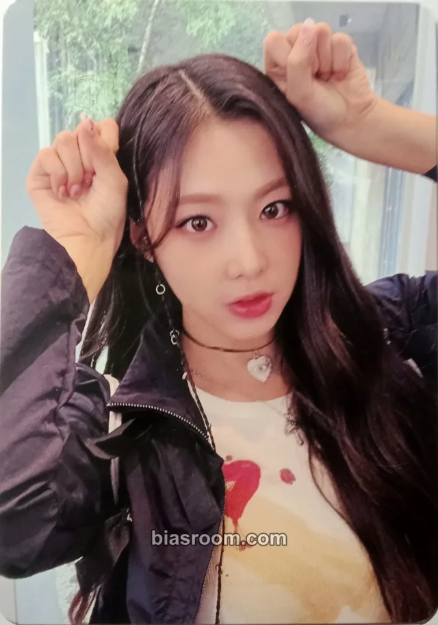 tripleS - Nien - Muhan Album pob (pre-order benefit) mymusictaste (mmt) fansign mini photocard