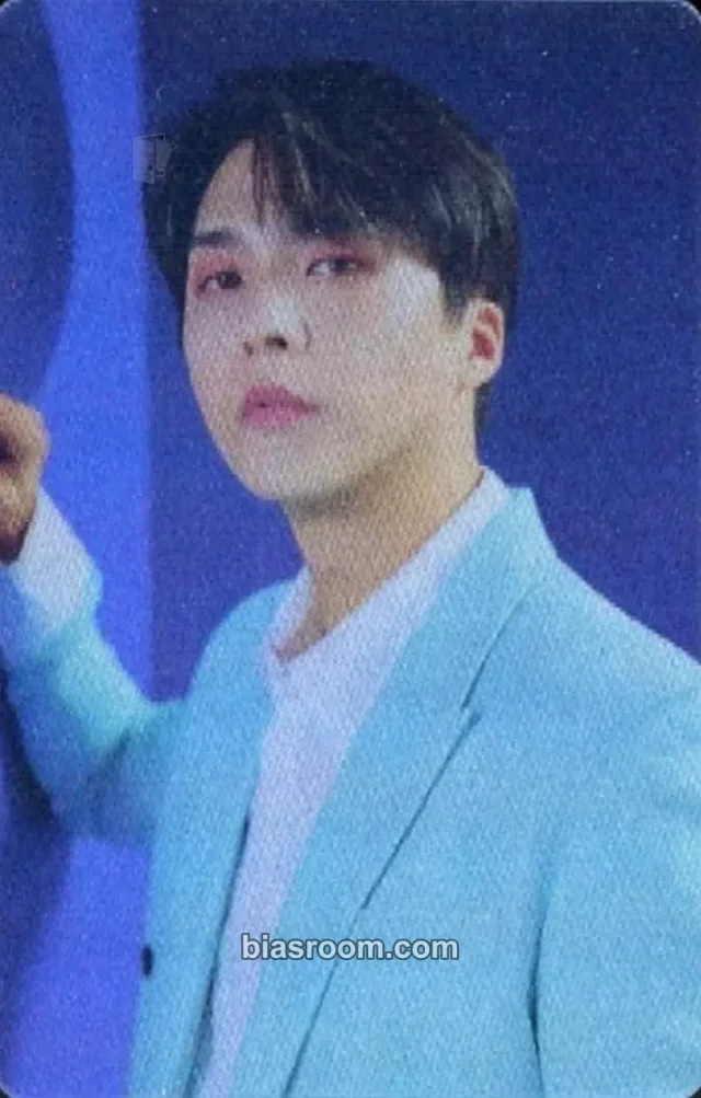 HIGHLIGHT  - Son Dong-woon - The Blowing Album album photocard lenticular gust version