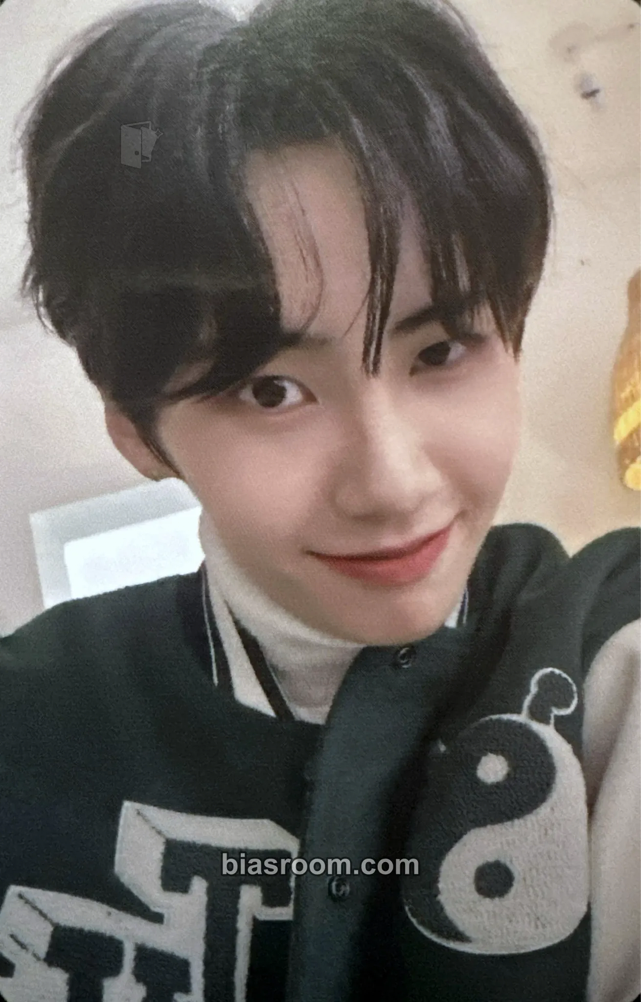 Wei Season’s Greetings 2023 Photocard - Lee Jinhyuk - Lee Jinhyuk K-pop photocard