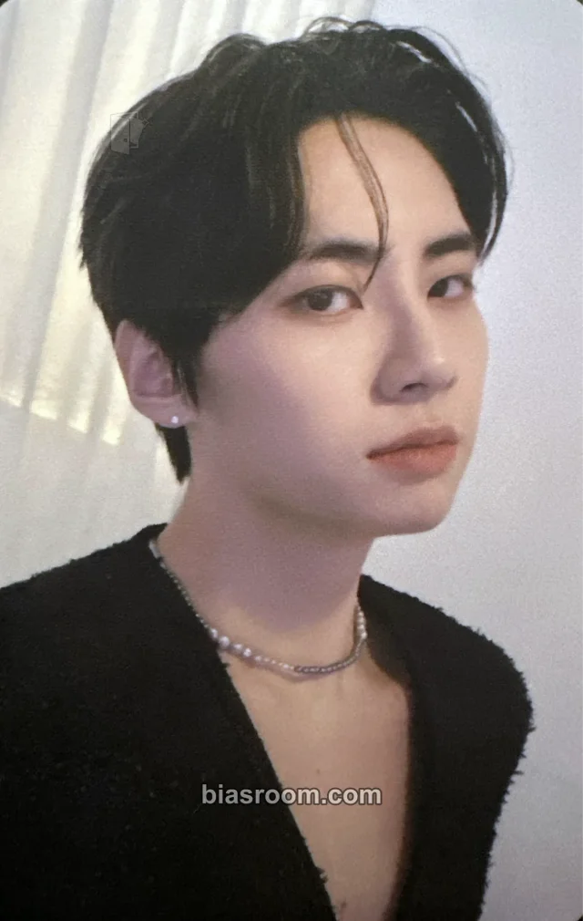 Lee Jinhyuk - Wei - Season’s Greetings 2023 Other season's greetings