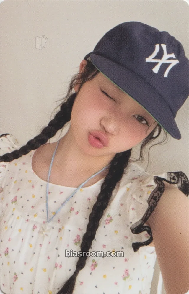 TUIDE - Saki - TUNE & PLAY Album album photocard merch photocard