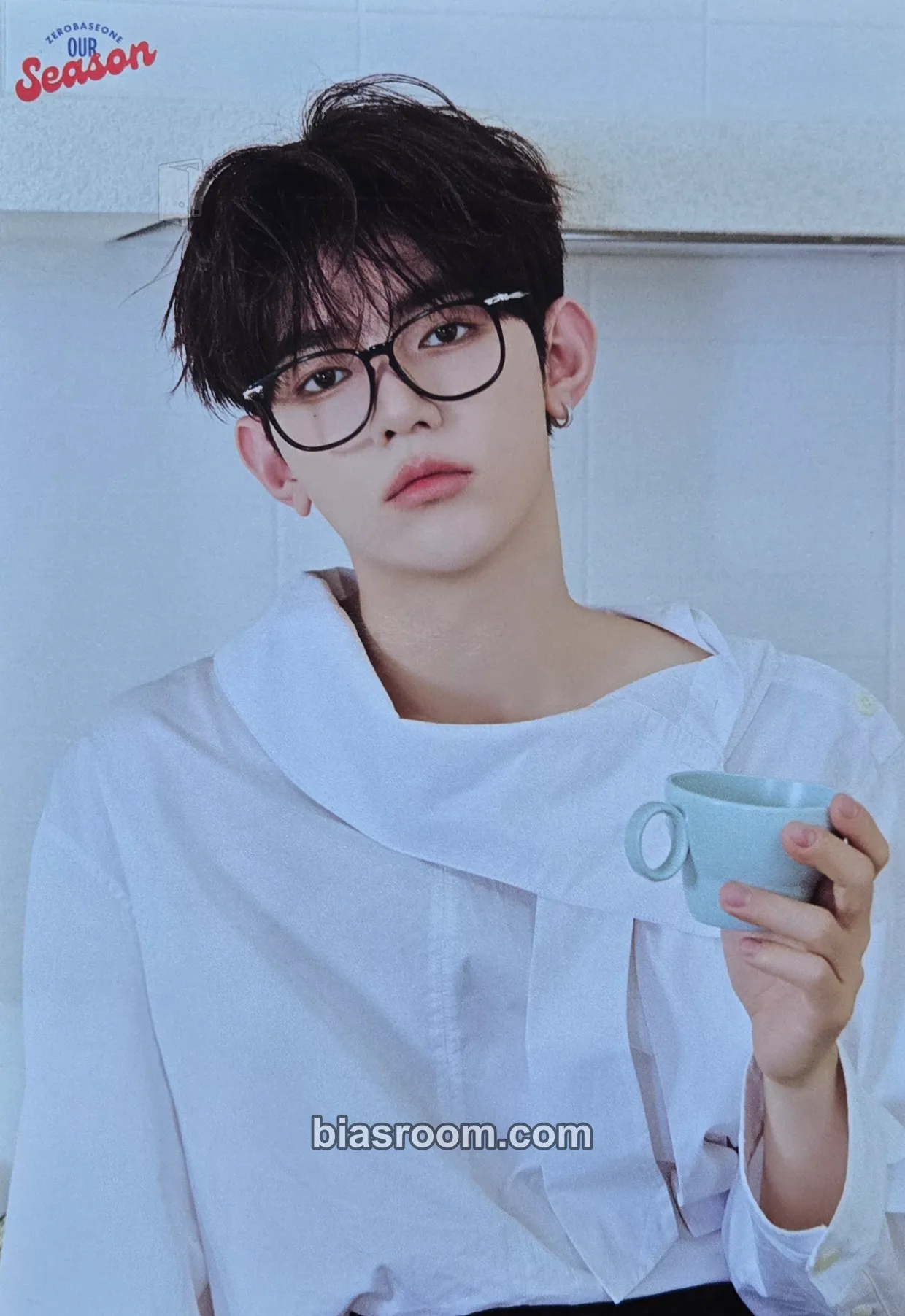 Hao 2025 Seasons Greetings 'Our Season' Photocard - ZEROBASEONE - ZEROBASEONE K-pop photocard