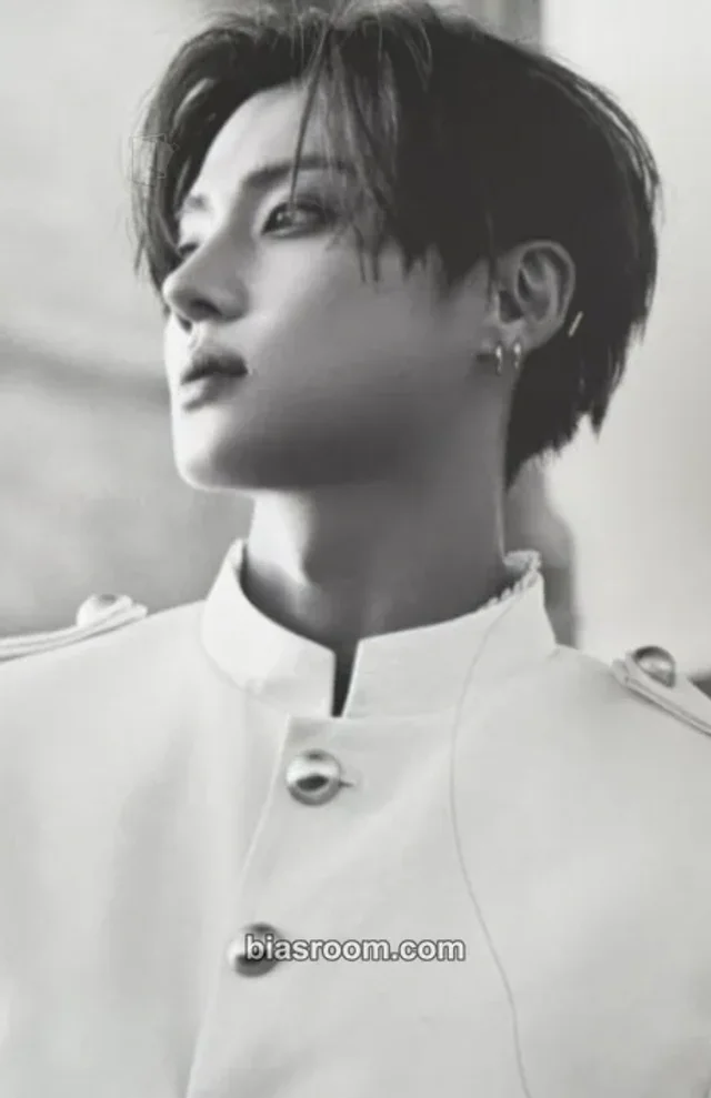 ALPHA DRIVE ONE - Sangwon - UNBREAKABLE : 少年BEAST Album postcard fragile beast version
