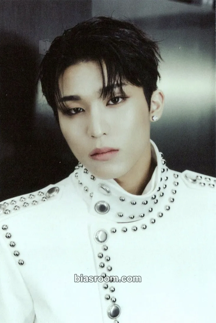 Park Jeongwoo REBOOT トレカ - TREASURE | Bias Room