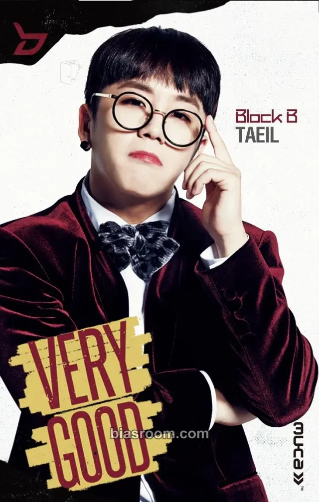 Block B - Taeil - Very Good (Japanese Ver.) Album merch photocard qr card photocard set japanese album