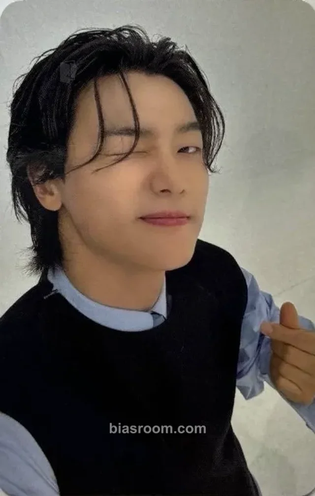 CNBLUE - Minhyuk - X Album lucky draw (LD) pop-up
