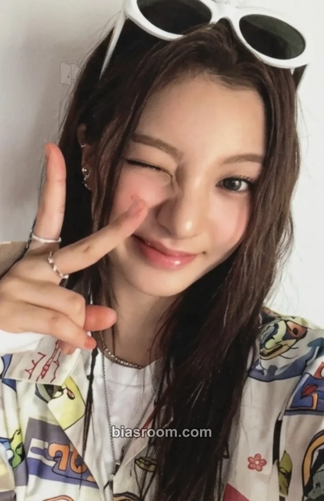 TUIDE - Seoyeon - TUNE & PLAY Album lucky draw (LD) weverse global shop (wvg)