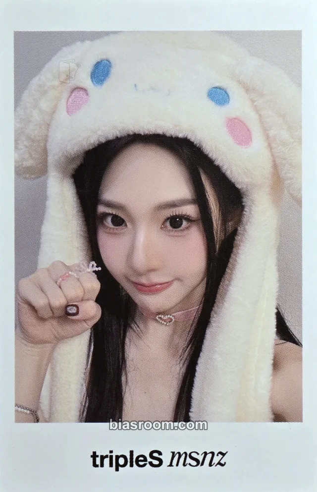 tripleS - Xinyu - Beyond Beauty Album 1st music video call/fancall round 1 polaroid