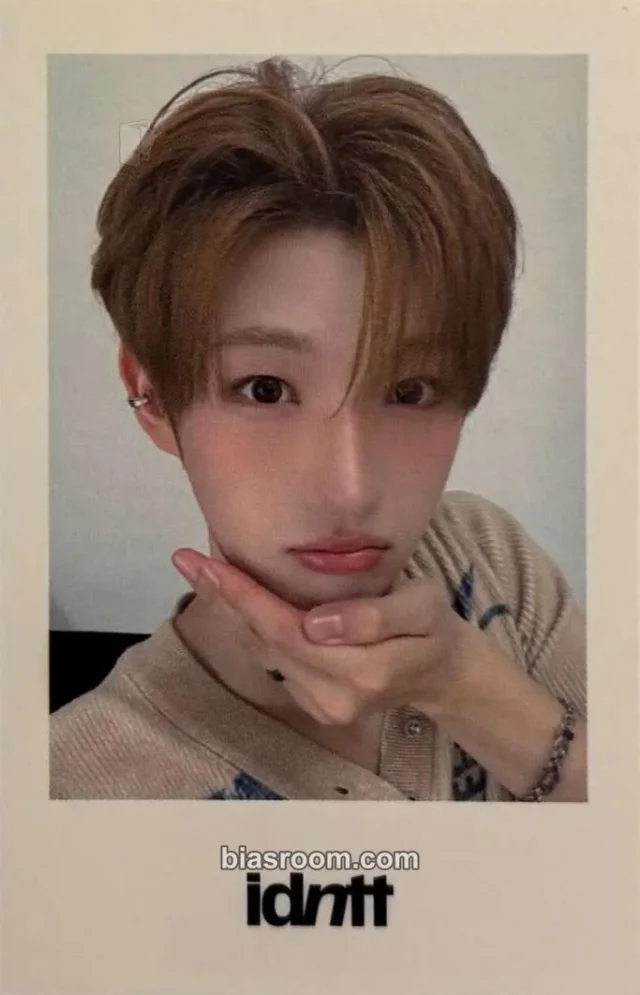 idntt - Kim HeeJu - itsnotover Album hellolive polaroid pob (pre-order benefit)