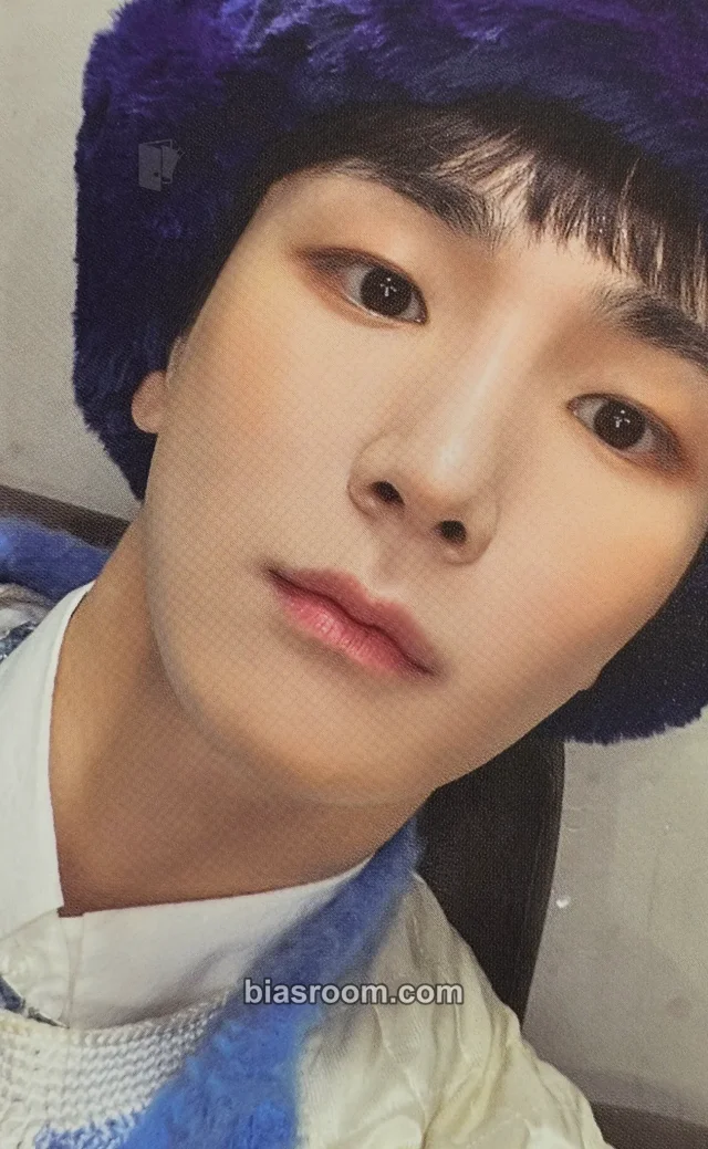 Key SHINee 2022 Winter SMTOWN: SMCU PALACE K-pop photocard