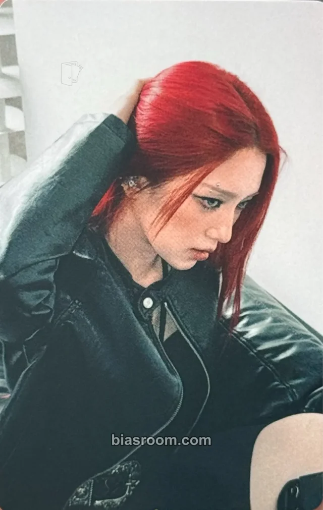 Yeeun UNCHILD Yeeun Waves Magazine K-pop photocard