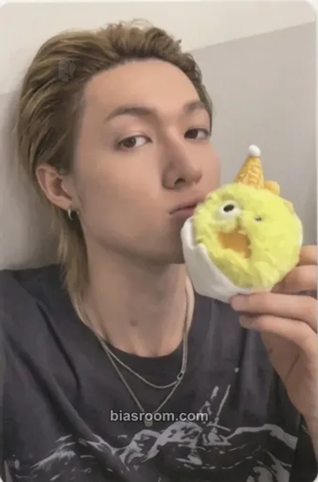CORTIS - Martin - GREENGREEN Album ball version baby yellow version album photocard photocard set
