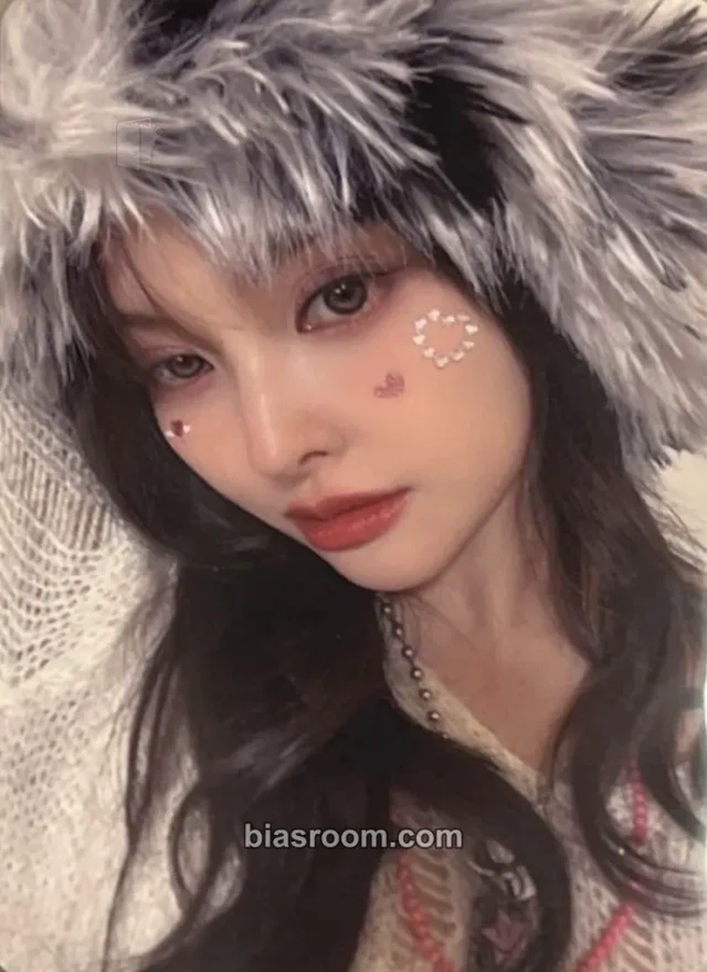 KARA - Gyuri - 2025 Spring Fanmeeting : Sweet Gyulentine Event fan meeting trading card