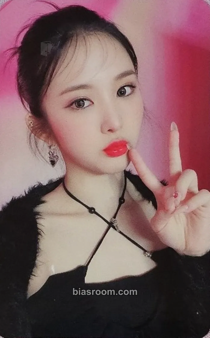 Songsun Diamond Photocard - TRI.BE - TRI.BE K-pop photocard