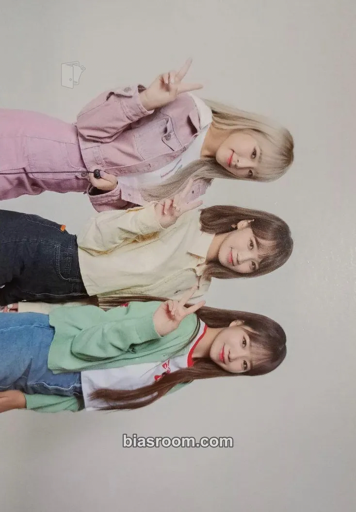 ONEIRIC THEATER Photocard - IZ*ONE | Bias Room