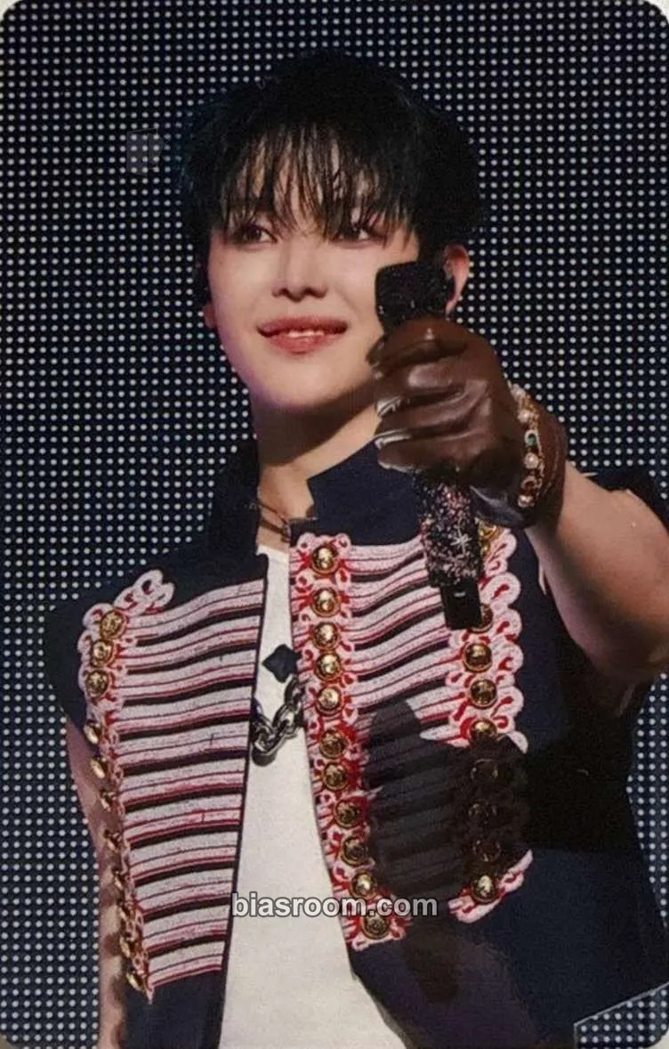 Nicholas 2026 &TEAM CONCERT TOUR 'BLAZE THE WAY' Photocard - &TEAM