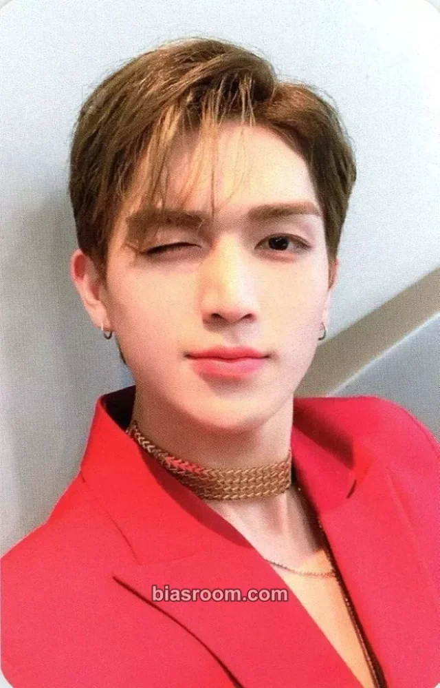 UP10TION - Hwanhee - Light Up Album video call/fancall makestar