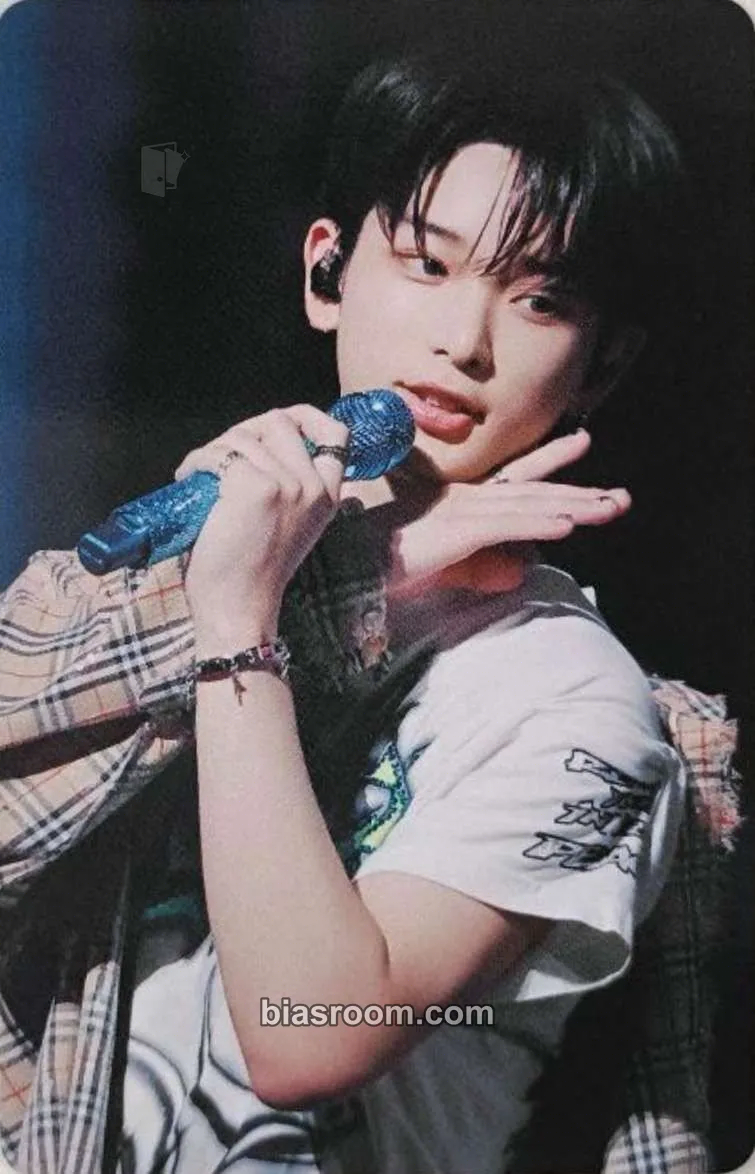 Harua 2026 &TEAM CONCERT TOUR 'BLAZE THE WAY' Photocard - &TEAM Harua 2026 &TEAM CONCERT TOUR 'BLAZE THE WAY' Photocard - &TEAM