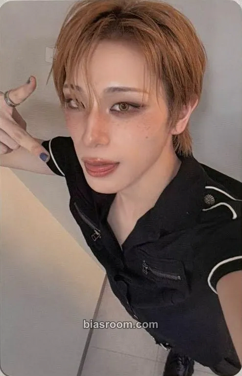 Haru SERVING-X Asia Tour 2026 トレカ - XLOV | Bias Room