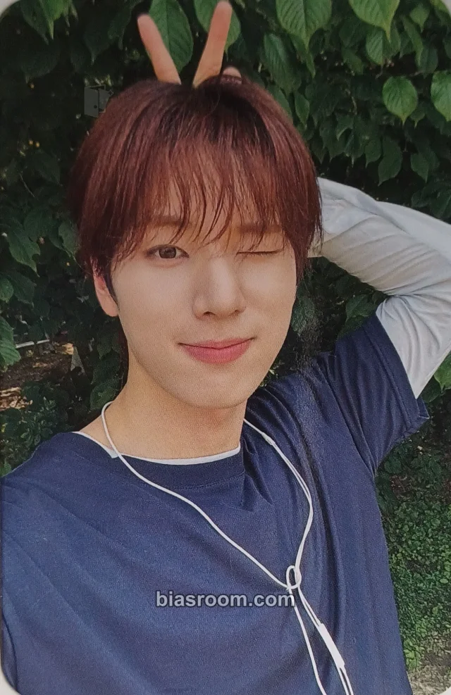 8TURN - Yoonsung - Electric Heart: 찬란하게 빛날 Album million music online pob (pre-order benefit)