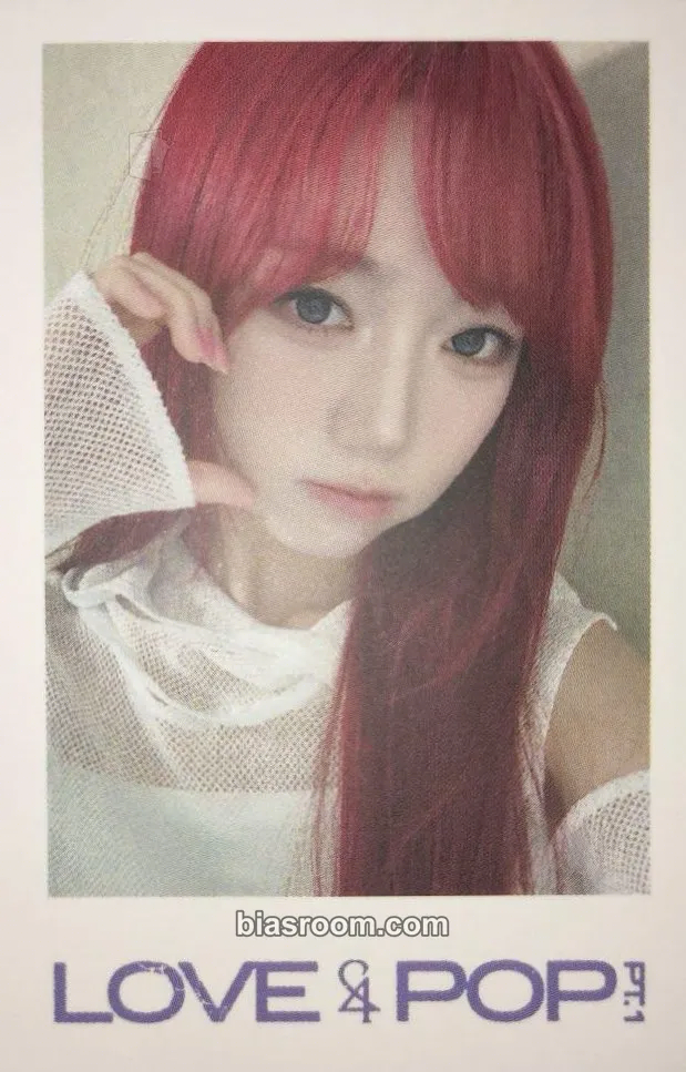 Shion LOVE&POP pt.1 Photocard - tripleS - tripleS K-pop photocard
