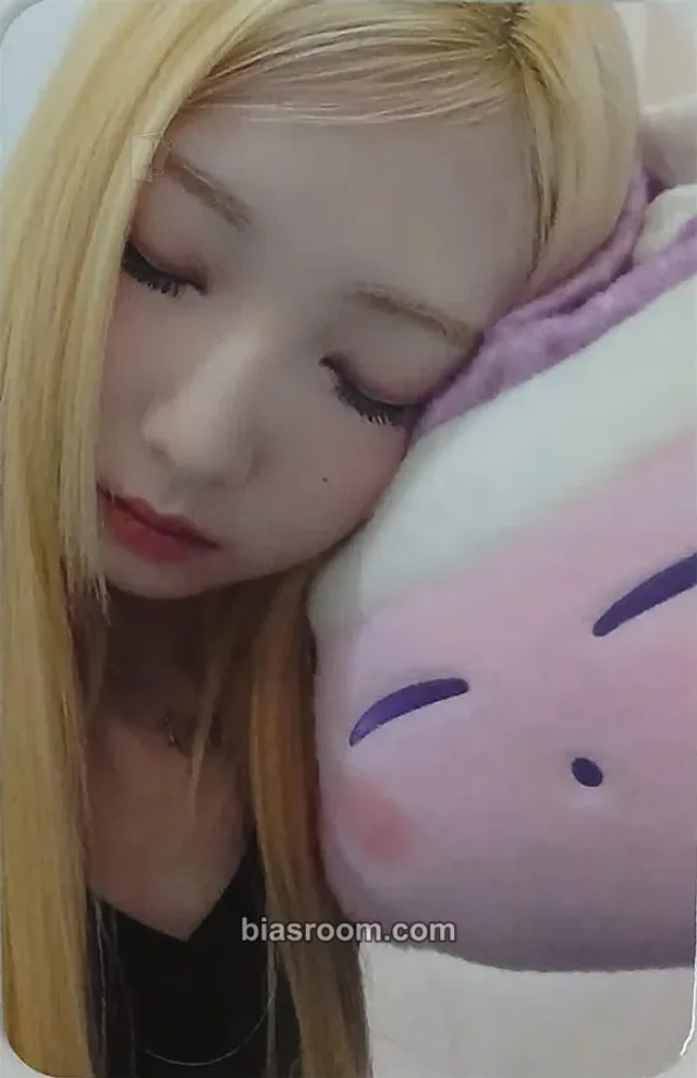 Yeojin - YeoJin - Lv2 Album fromm store fansign