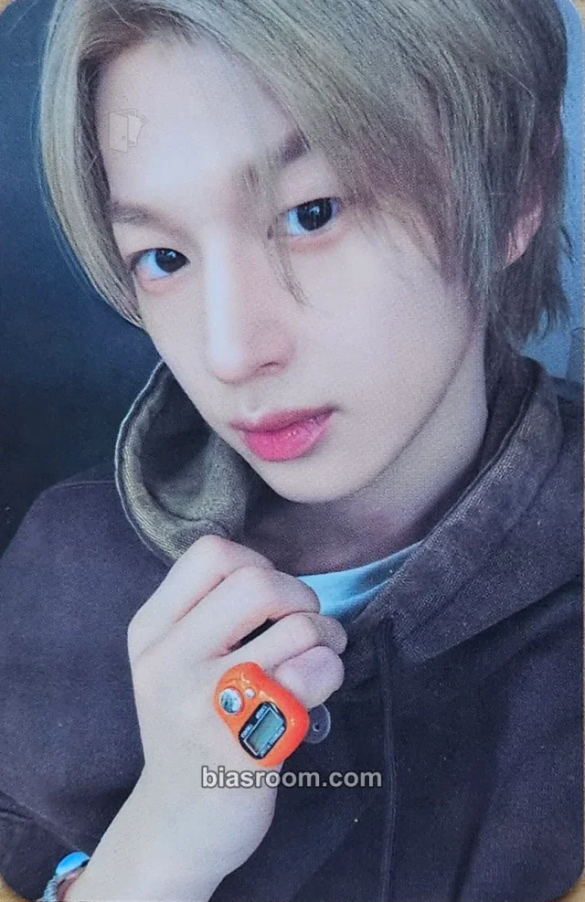 NAZE - Younki - NAZE Album album photocard C version