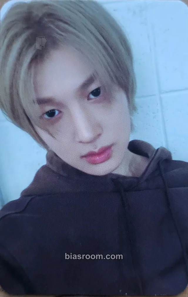 NAZE - Younki - NAZE Album album photocard C version