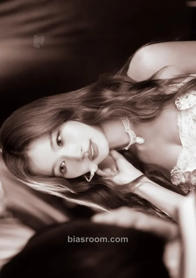 Sana TWICE 6th World Tour THIS IS FOR トレカ - TWICE | Bias Room