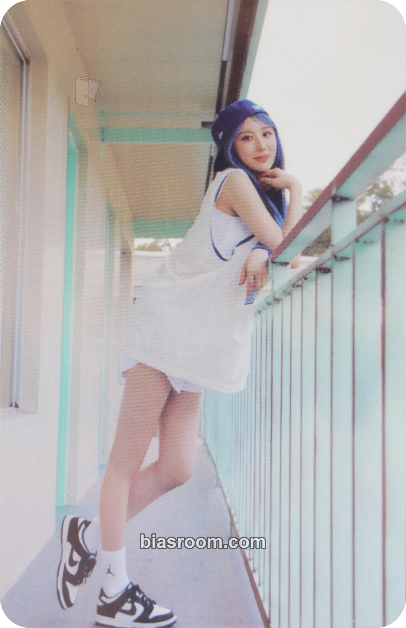 Lee Chaeyeon The Move: Street Photocard - Lee Chaeyeon K-pop photocard