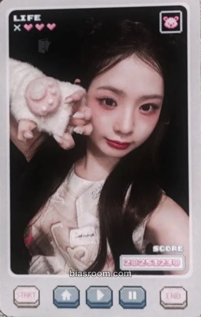 UNIS - Seowon - mwah... (JP Ver.) Album tower records japan C version trading card