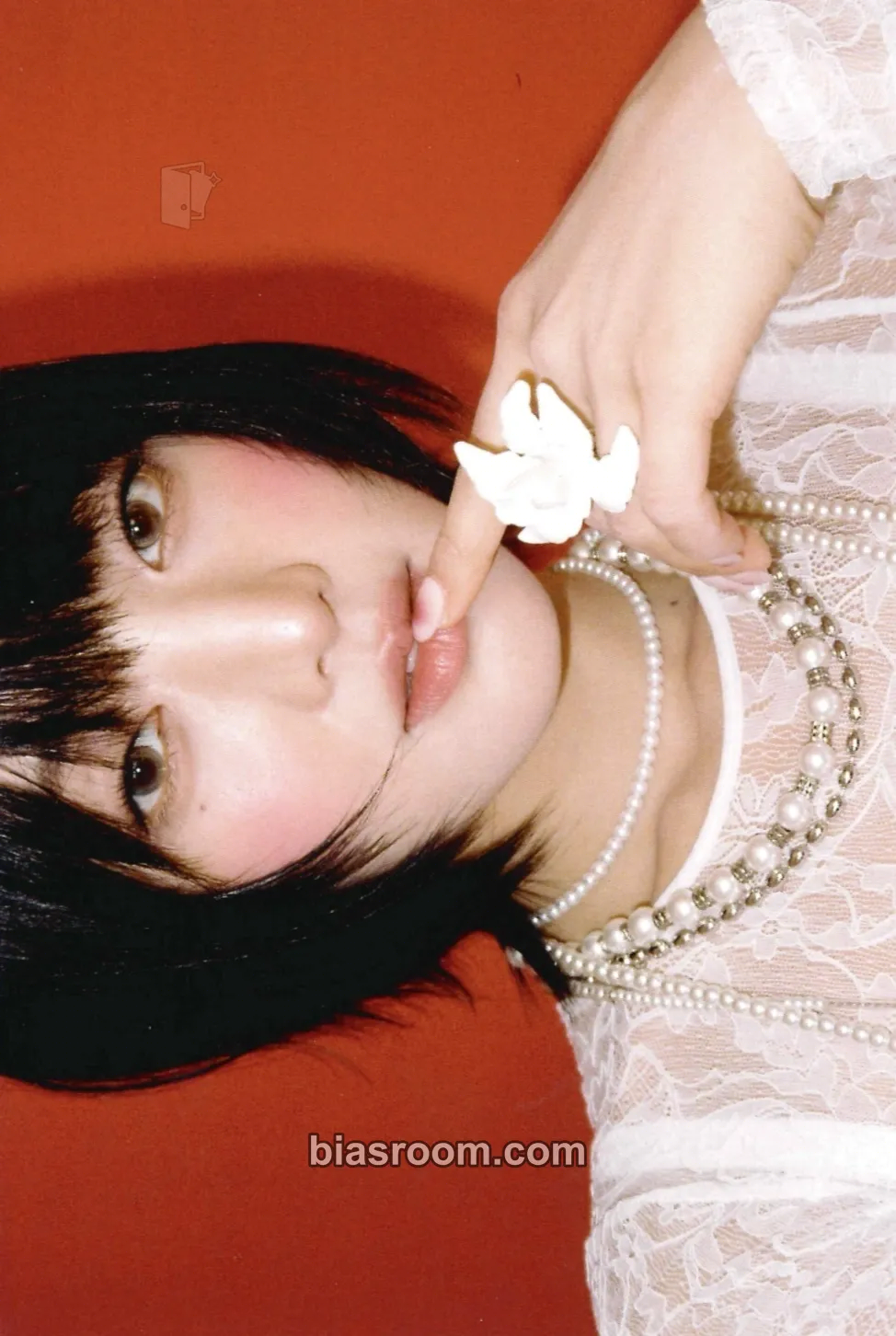 Minnie HER Photocard - i-dle - i-dle K-pop photocard