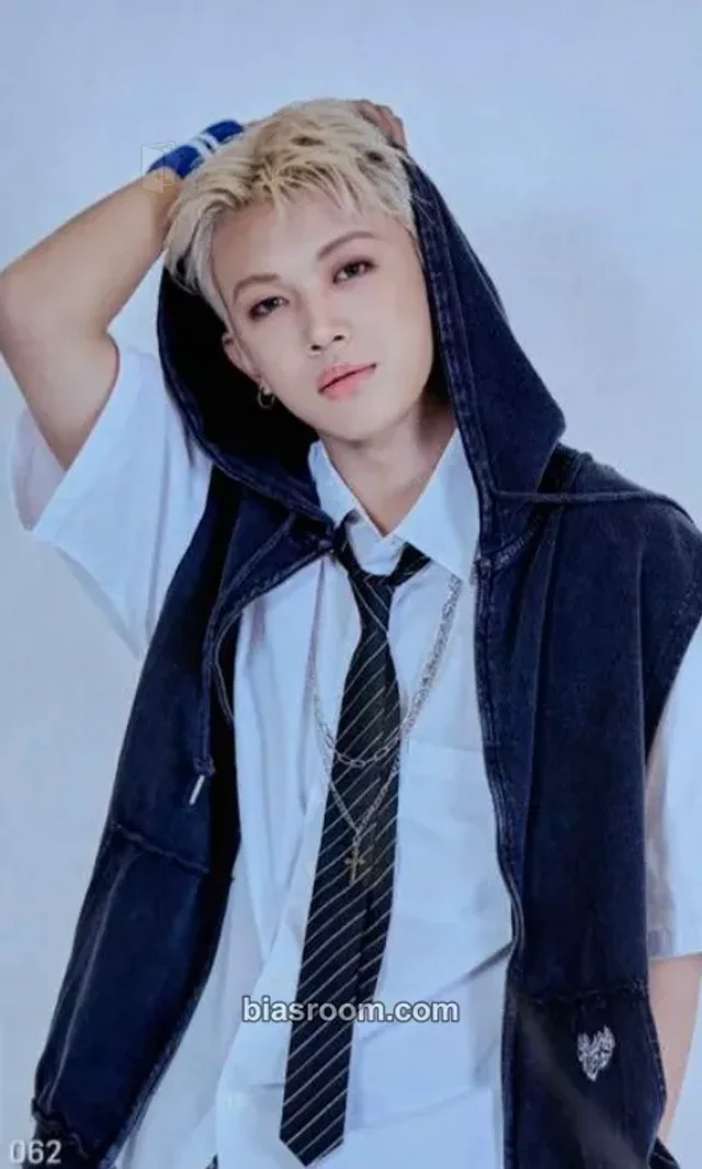 Ken DXTEEN LAPOSTA 2025 K-pop photocard