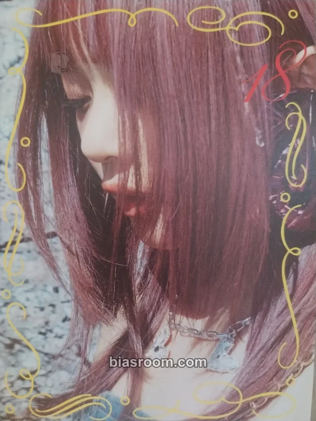 NewJeans - Hanni - NewJeans “OMG” Album hanni version postcard album inclusion