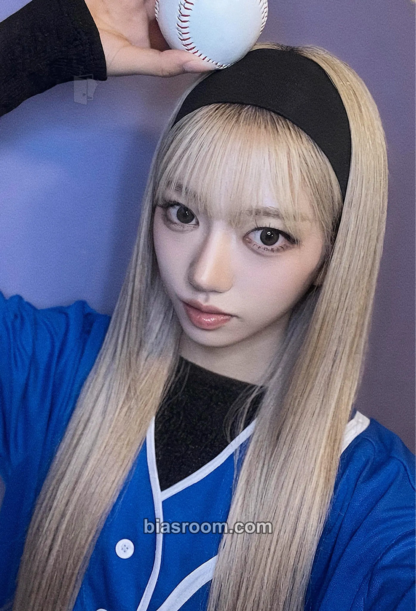 Sooin BITE NOW Photocard - MEOVV | Bias Room