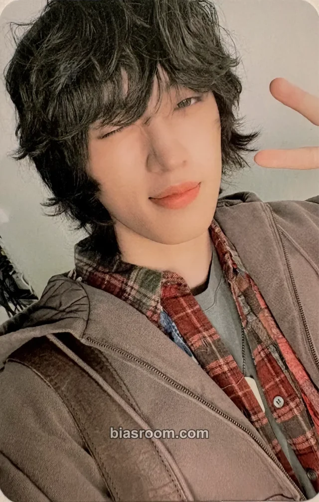 AxMxP - Kim Shin - Amplify My Way Album album photocard waypoint version