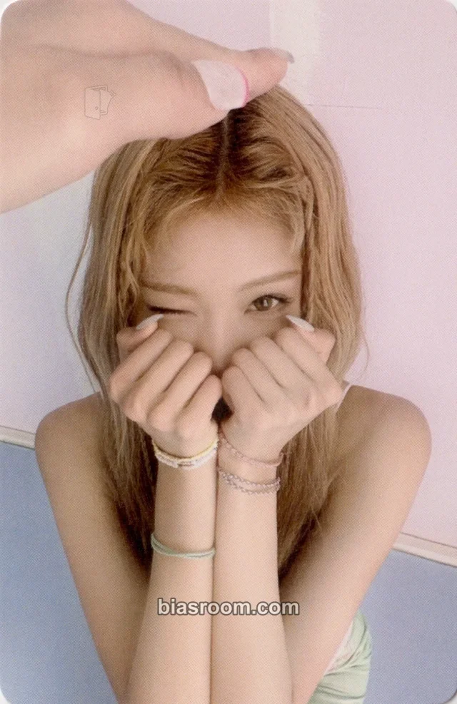 izna - Choi Jungeun - Handle With Care Album hmv japan
