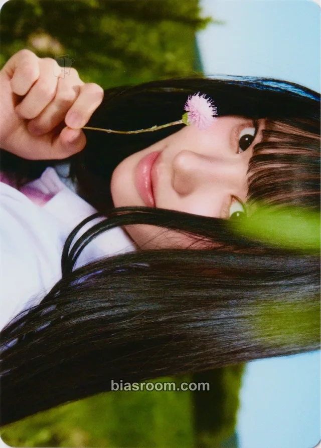 Koko izna Handle With Care K-pop photocard