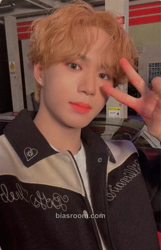WEi - Junseo - Love Pt.1 : First Love Album album photocard