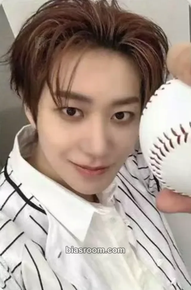MODYSSEY - Sun Hengyu - 1. Got Hooked: An Addictive Symphony Album apple music fansign round 6