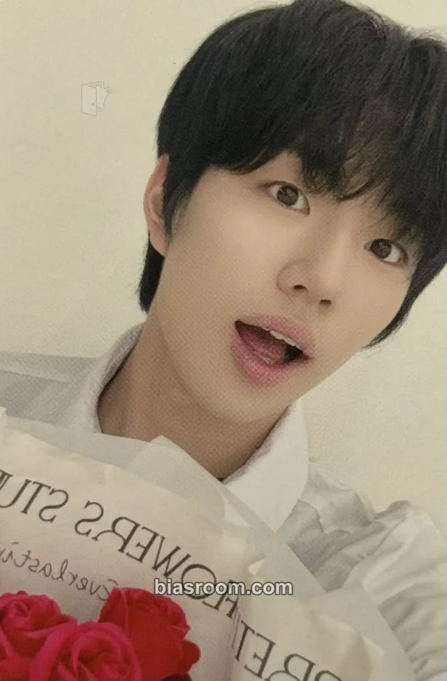 Park Jihoo EVNNE HOT MESS K-pop photocard
