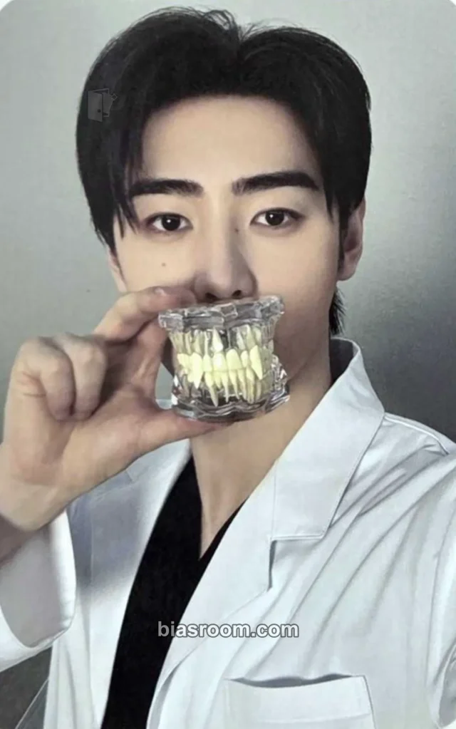 Sunghoon BORDER: CARNIVAL Photocard - ENHYPEN | Bias Room