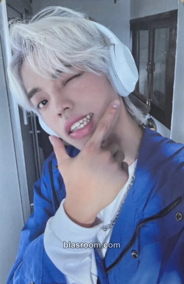 CMDM - JunHyoung - Back To The Future Album album photocard