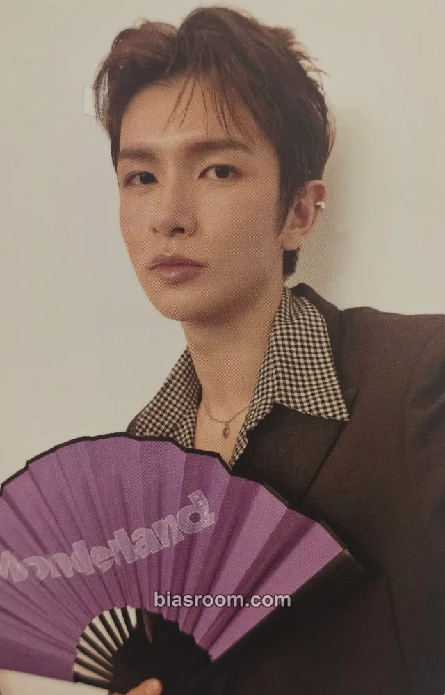 POLARIX - Xu Shihuan - Polarix for Wonderland Magazine Feb. 2025 Other magazine photocard B version
