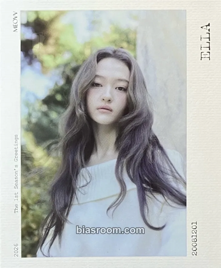 エラ ELLA MEOVV フォトカードホルダー Ella 2026 Season's Greetings Photocard - MEOVV | Bias Room