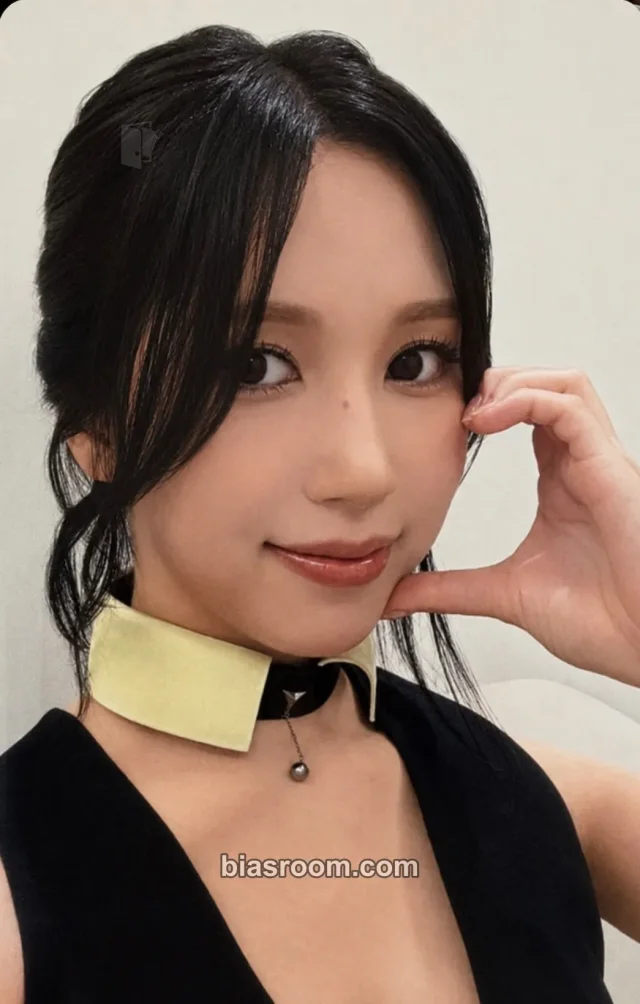 TWICE - Mina - MISAMO 3rd Anniversary POPUP STORE CCC: Classy-Cute-Cool Event merch photocard japan acrylic stand